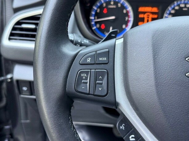 suzuki-sx4-s-cross-bensin-2013-big-14