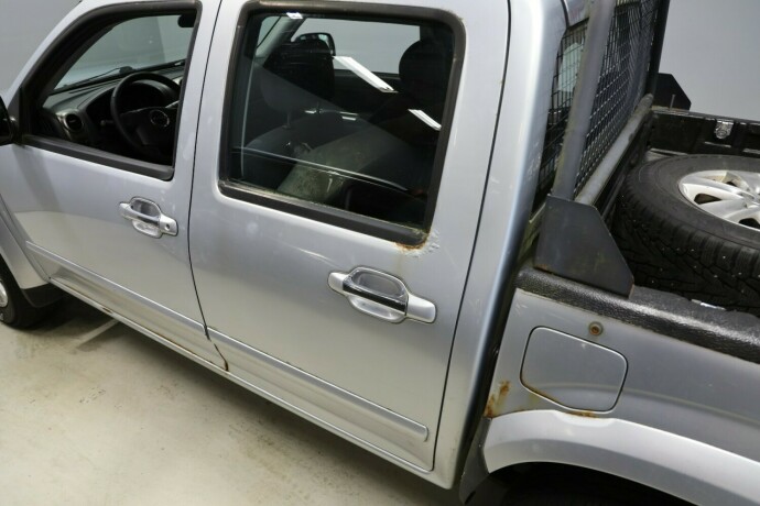 isuzu-d-max-diesel-2010-big-6