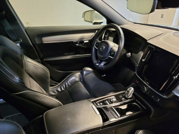 volvo-s90-elektrisitetbensin-2018-big-15