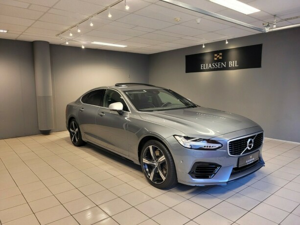 volvo-s90-elektrisitetbensin-2018-big-12