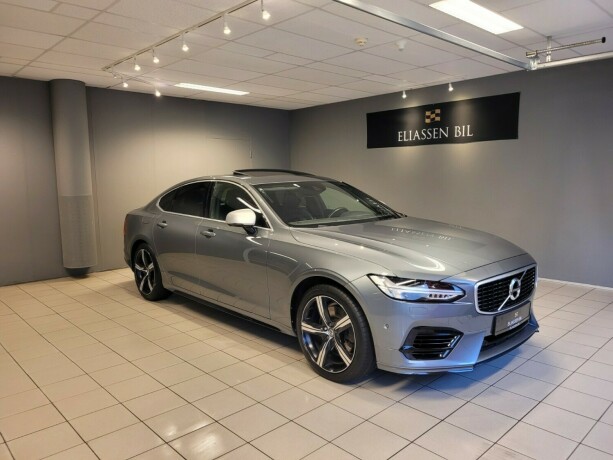 volvo-s90-elektrisitetbensin-2018-big-0
