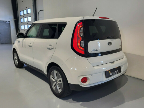 kia-soul-elektrisitet-2018-big-7