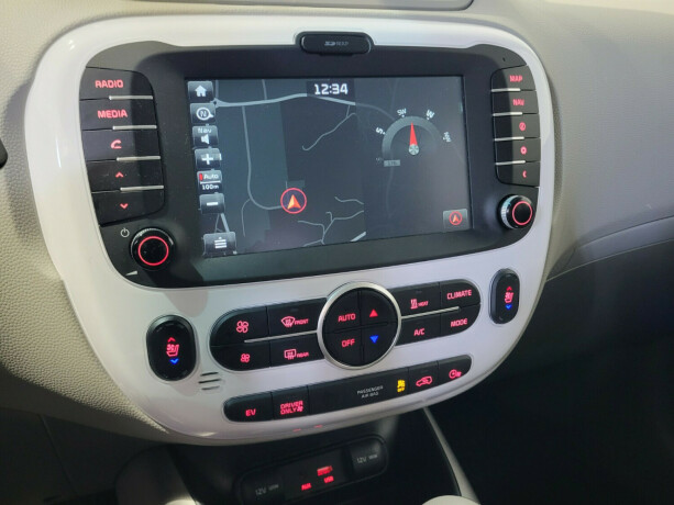 kia-soul-elektrisitet-2018-big-13