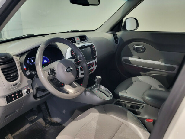 kia-soul-elektrisitet-2018-big-10