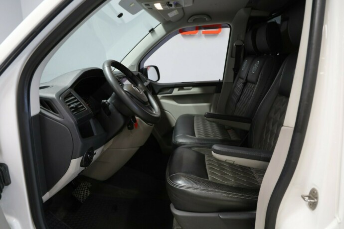 volkswagen-transporter-diesel-2017-big-5
