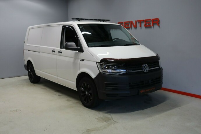 volkswagen-transporter-diesel-2017-big-0