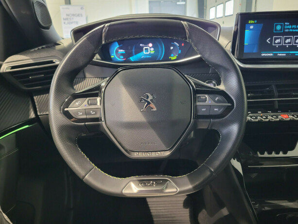 peugeot-e-2008-elektrisitet-2020-big-17