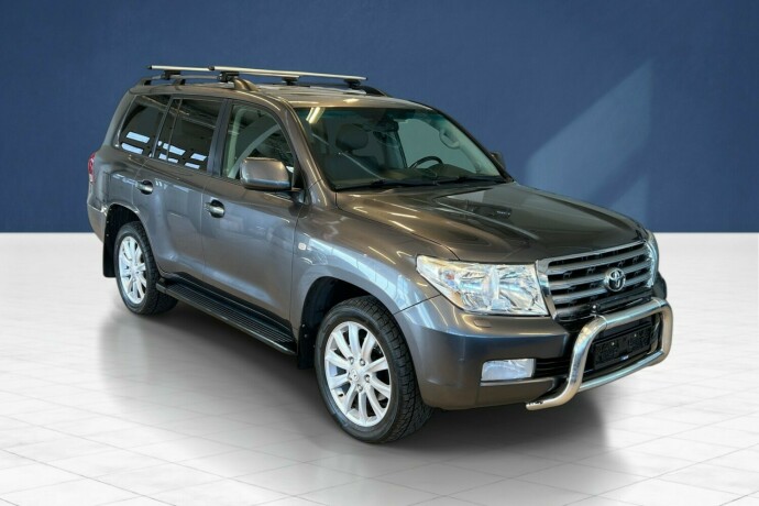 toyota-land-cruiser-diesel-2010-big-0