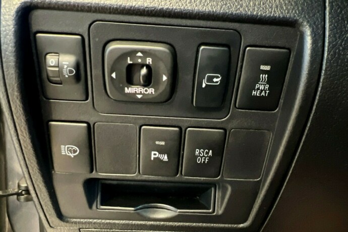 toyota-land-cruiser-diesel-2010-big-18