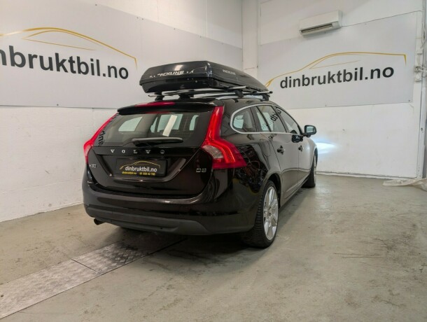 volvo-v60-diesel-2011-big-12