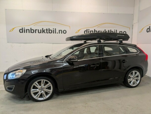 volvo-v60-diesel-2011-big-0