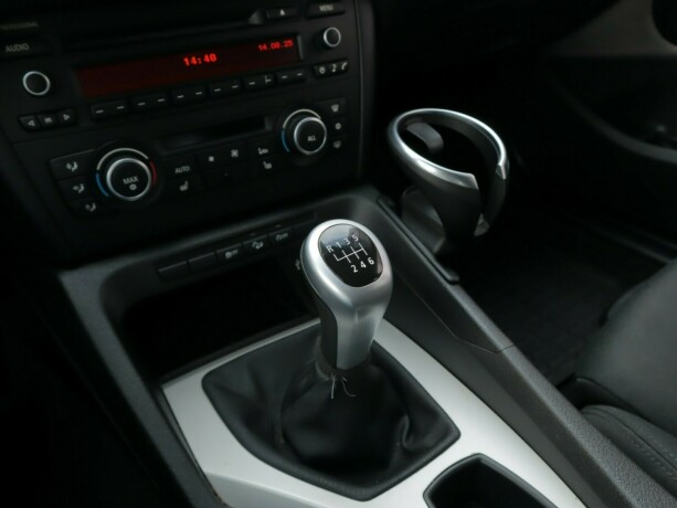 bmw-x1-diesel-2011-big-10