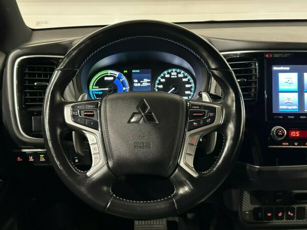 mitsubishi-outlander-elektrisitetbensin-2020-big-14