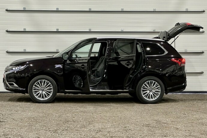 mitsubishi-outlander-elektrisitetbensin-2020-big-5