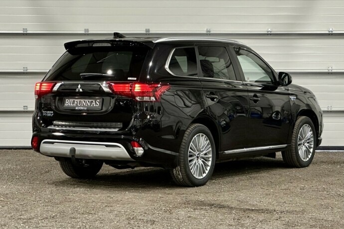mitsubishi-outlander-elektrisitetbensin-2020-big-2