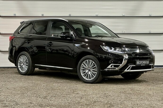 mitsubishi-outlander-elektrisitetbensin-2020-big-0