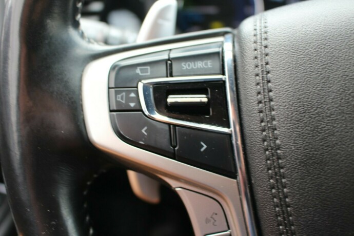 mitsubishi-outlander-elektrisitetbensin-2019-big-18