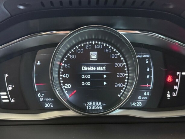 volvo-v70-diesel-2016-big-23