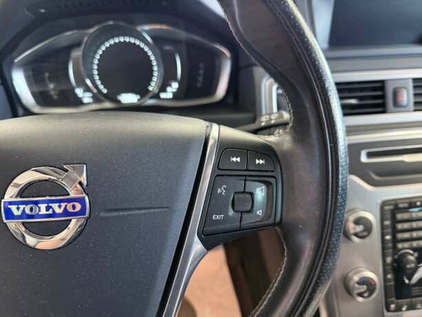 volvo-v70-diesel-2016-big-16