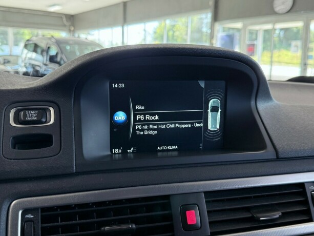 volvo-v70-diesel-2016-big-25