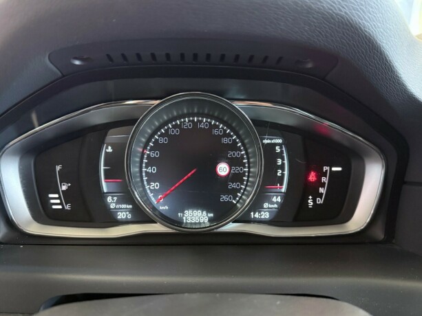 volvo-v70-diesel-2016-big-22