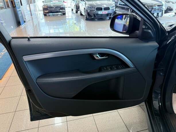 volvo-v70-diesel-2016-big-9