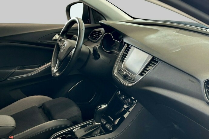 opel-grandland-x-bensin-2019-big-11