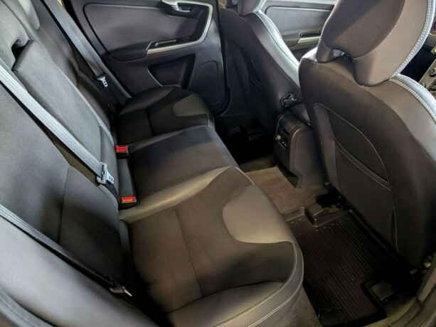 volvo-xc-60-diesel-2011-big-23