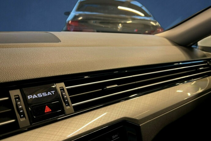 volkswagen-passat-elektrisitetbensin-2020-big-19