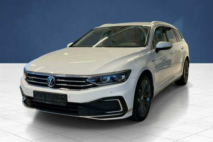 volkswagen-passat-elektrisitetbensin-2020-big-4