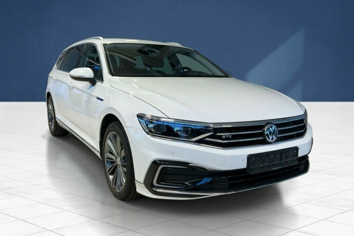 volkswagen-passat-elektrisitetbensin-2020-big-1