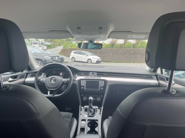 volkswagen-passat-elektrisitetbensin-2016-big-12