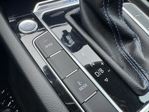 volkswagen-passat-elektrisitetbensin-2016-big-18
