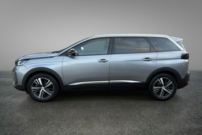 peugeot-5008-bensin-2023-big-5