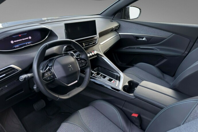peugeot-5008-bensin-2023-big-9