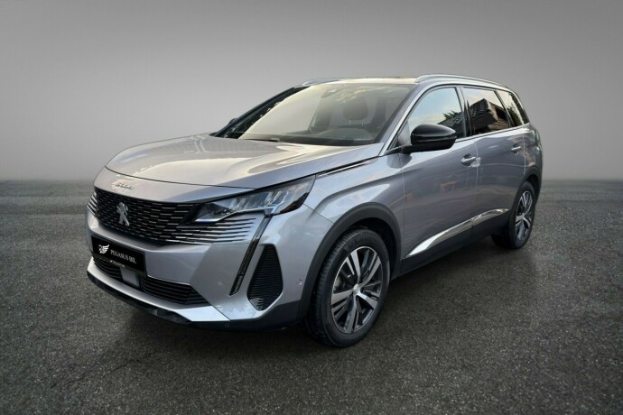 peugeot-5008-bensin-2023-big-0