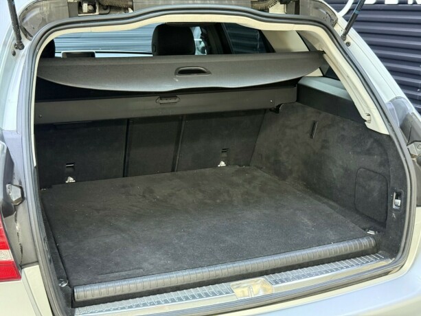 mercedes-benz-c-klasse-elektrisitetbensin-2016-big-30
