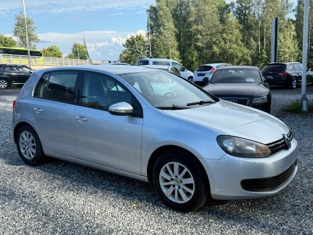 volkswagen-golf-bensin-2013-big-8