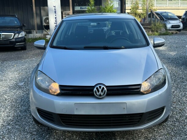 volkswagen-golf-bensin-2013-big-1