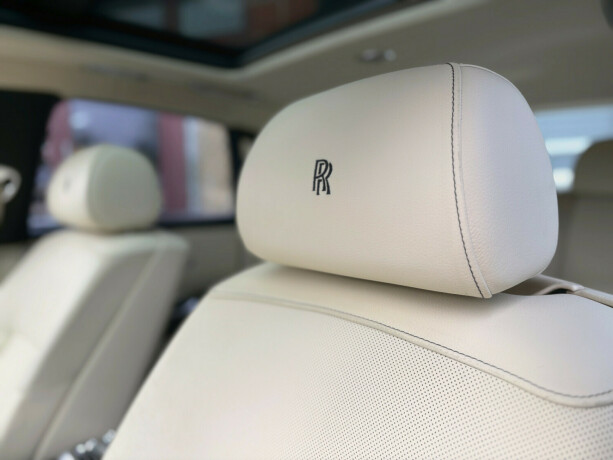 rolls-royce-ghost-bensin-2012-big-29