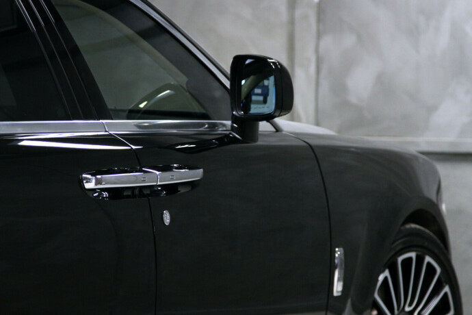 rolls-royce-ghost-bensin-2012-big-40