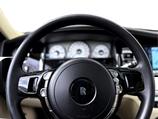 rolls-royce-ghost-bensin-2012-big-24