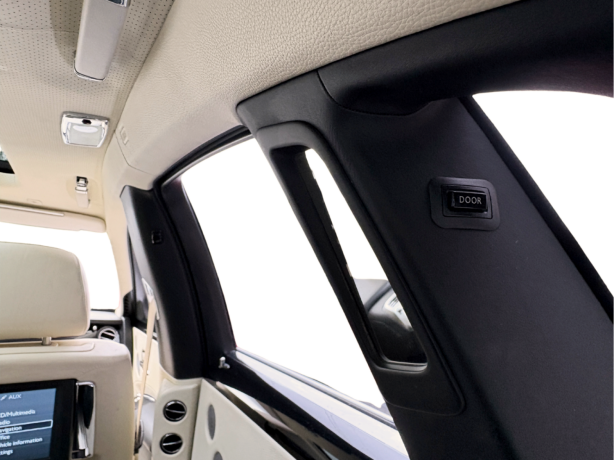 rolls-royce-ghost-bensin-2012-big-7