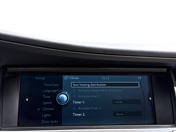 rolls-royce-ghost-bensin-2012-big-16