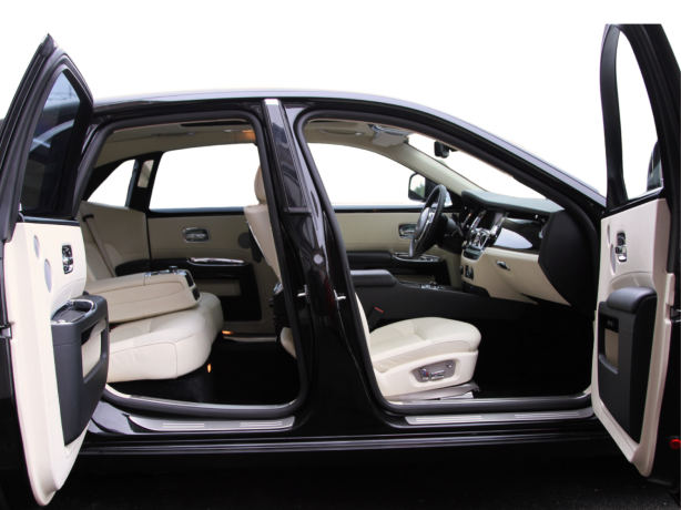 rolls-royce-ghost-bensin-2012-big-2