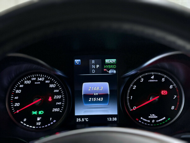 mercedes-benz-glc-elektrisitetbensin-2017-big-12