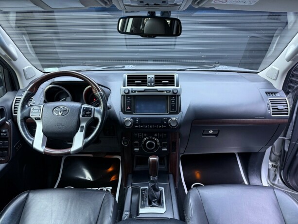 toyota-land-cruiser-diesel-2014-big-9