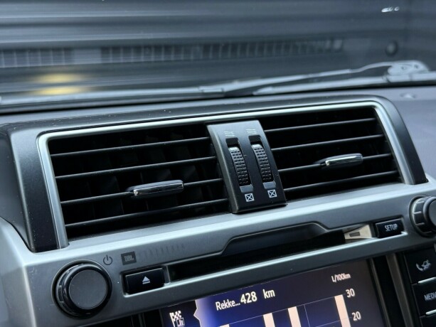 toyota-land-cruiser-diesel-2014-big-18