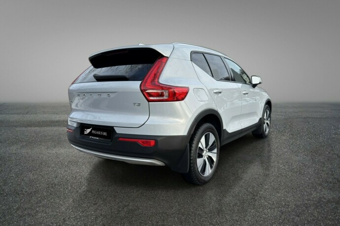 volvo-xc-40-bensin-2020-big-4