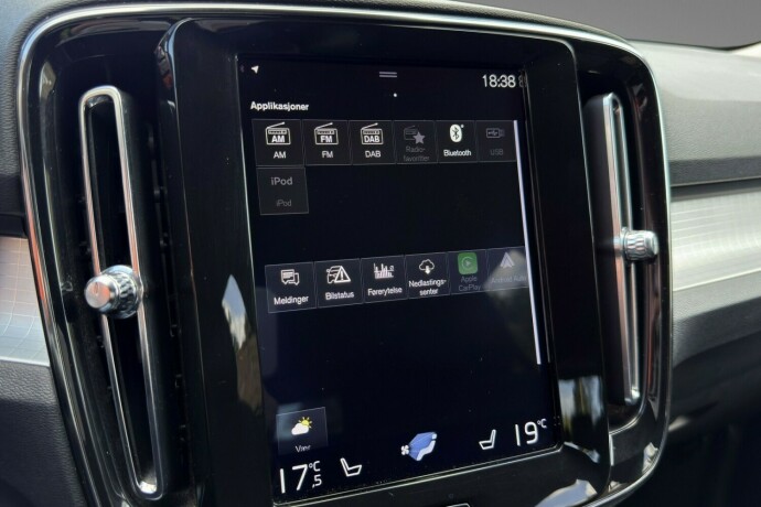 volvo-xc-40-bensin-2020-big-17